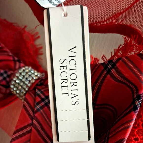 Red Plaid Lingerie Set - Picture 9 of 12